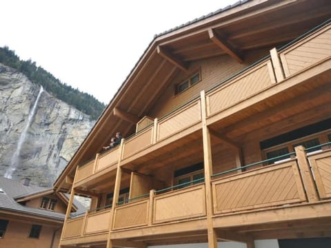 Charming Penthouse Condo in Lauterbrunnen