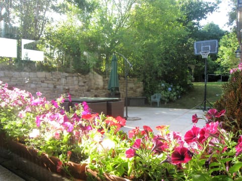 Os Carrís House in Terra de Soneira