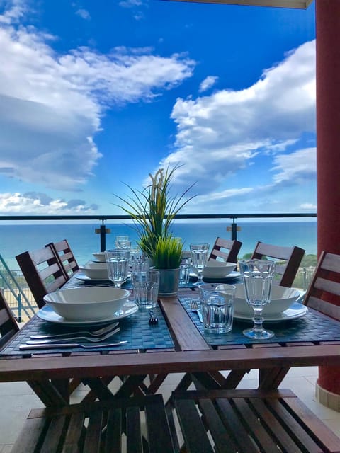 View (from property/room), Balcony/Terrace