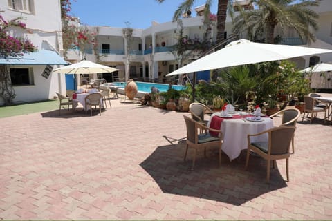 Patio, Pool view, Swimming pool