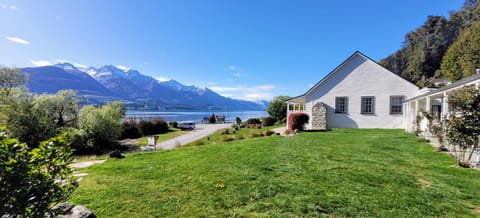 View (from property/room), Lake view, Mountain view