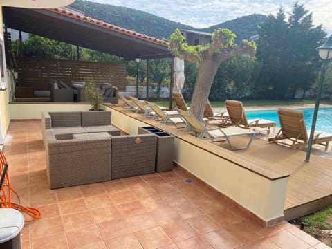 Relaxing Villa with Swimming Pool and Garden Villa in East Attica Regional Unit, Greece