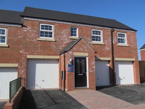 The Robin Coach House by RentMyHouse Condo in Hereford