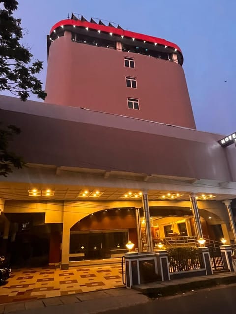 Hotel Presidency Hotel in Kochi
