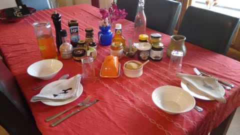 Dining area, Breakfast