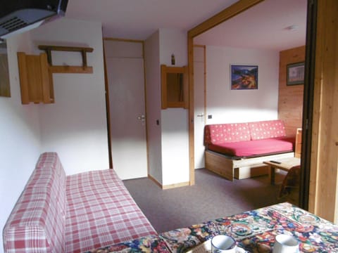 Appartement Valmorel, 1 pièce, 3 personnes - FR-1-356-256 Condo in Les Avanchers-Valmorel