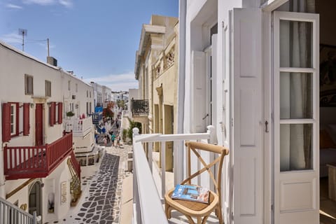 Property building, Day, Neighbourhood, View (from property/room), Balcony/Terrace, City view, Street view