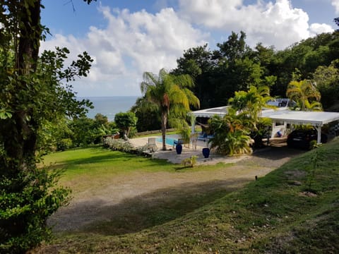 BLUE PARADISE Maison in La Trinité