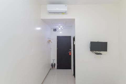 RedDoorz Plus At K23 Rungkut Madya Chambre d’hôte in Surabaya