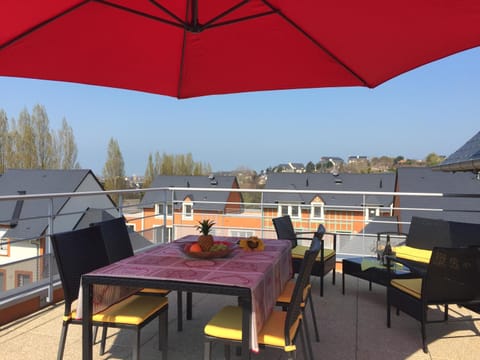 Patio, Balcony/Terrace, Decorative detail, Sea view