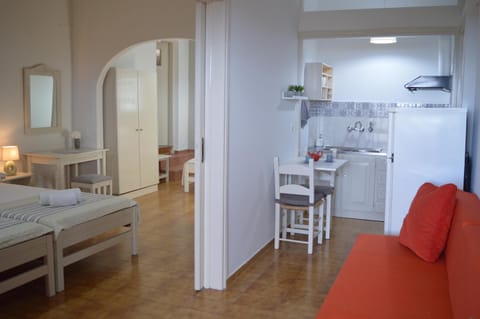 Sofia Kalyves Apartment in Crete