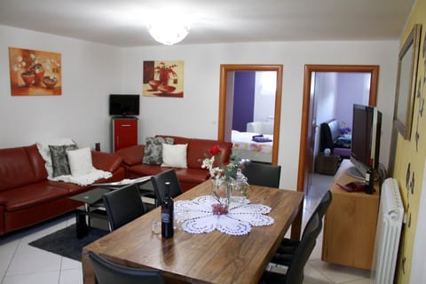 Living room, Photo of the whole room, Dining area, Bedroom