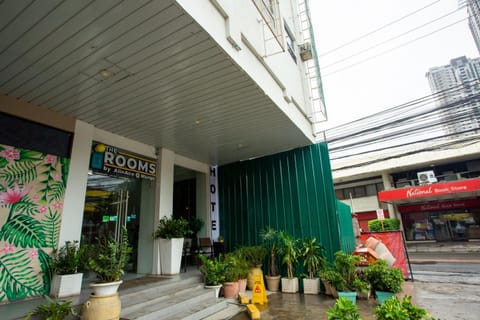 The Rooms by Alinace at Mango Hotel Hotel in Lapu-Lapu City