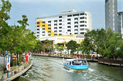 Tun Fatimah Riverside Hotel Hotel in Malacca