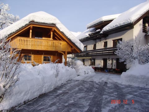 Property building, Facade/entrance, Winter