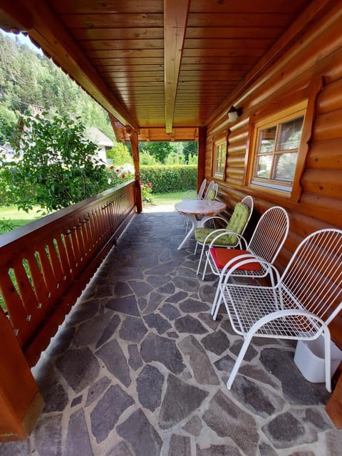 Patio, Day, Balcony/Terrace