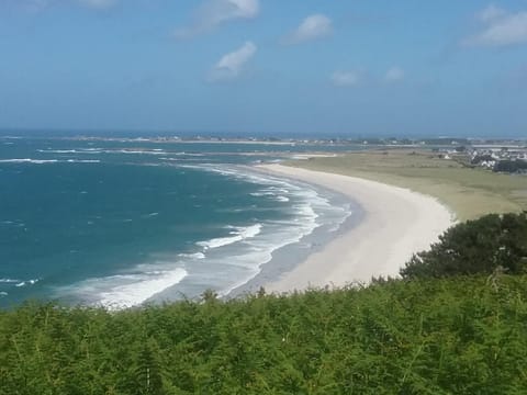 Ménez ar Broc'h Casa in Plouguerneau