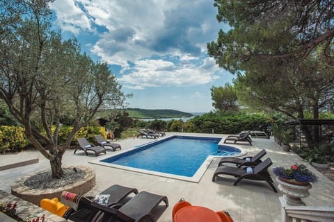 Natural landscape, Swimming pool
