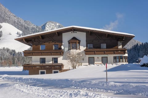 Property building, Winter