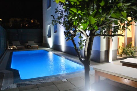 Night, On site, Swimming pool