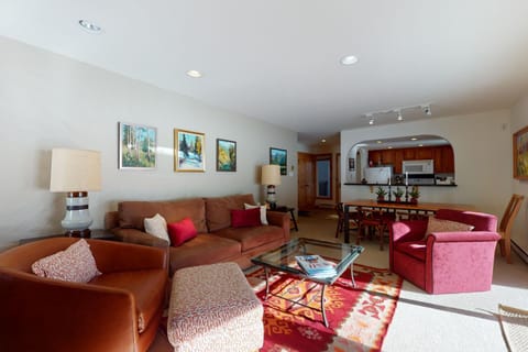 Cute 2 Bedroom East Vail Condo #1202 with Shuttle Condo in Vail