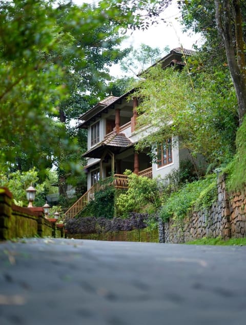 Property building, Day, Garden