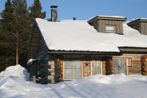 Facade/entrance, Spring, Winter