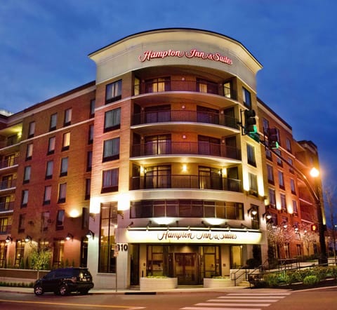 Hampton Inn & Suites Nashville-Downtown Hotel in Nashville