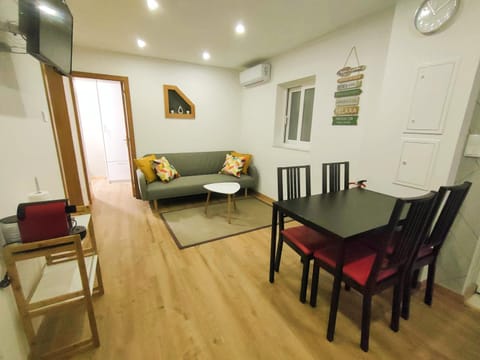 Herama Garden Guesthouse Apartment in Vila Nova de Gaia