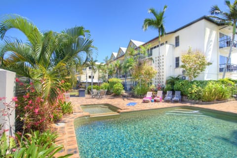 Cairns Queenslander Hotel & Apartments Apartahotel in Cairns