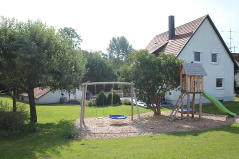 Property building, Day, Summer, Children play ground, Garden, On site