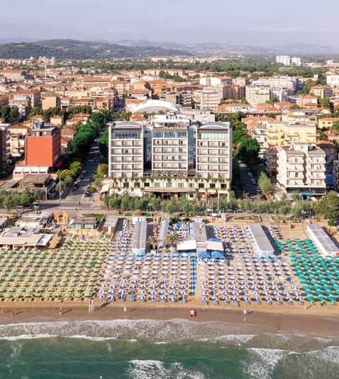 Day, Natural landscape, Bird's eye view, Beach, City view, Sea view, Location, Parking