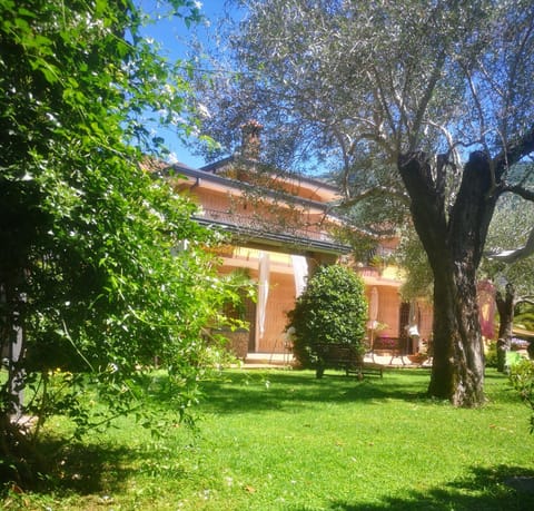 Villa Luisa Bed and Breakfast in Campania