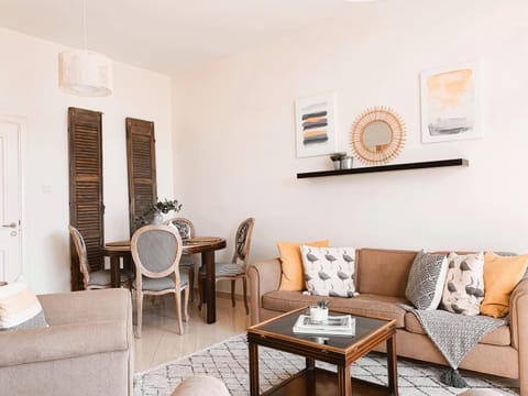 Poseidon's Luxury Apartment Condominio in Paphos