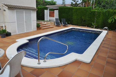 Pool view, Swimming pool, Swimming pool