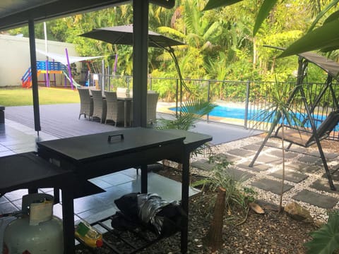 Heated Pool & Tropical Private Open Space House in Cairns