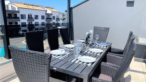 Balcony/Terrace, Dining area