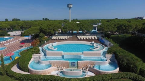 Patio, Balcony/Terrace, Swimming pool