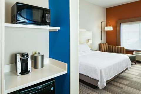 Holiday Inn Express & Suites - Medford, an IHG Hotel Hotel in Medford