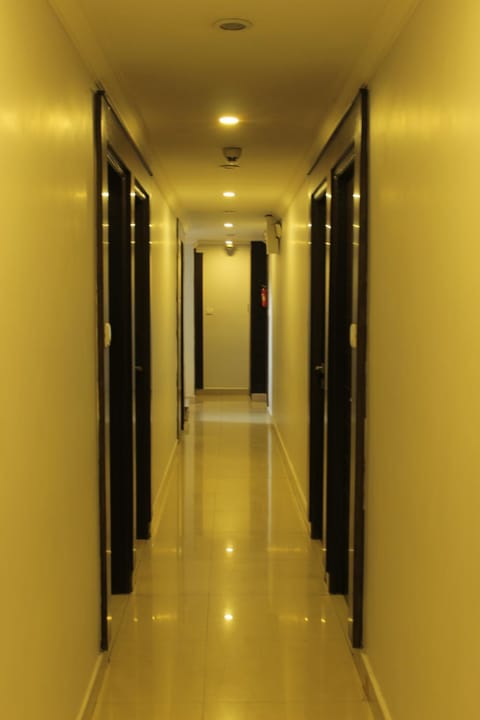 Mount Residency Hotel in Chennai