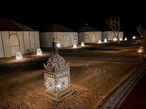 Sahara Happy Camp Tente de luxe in Morocco