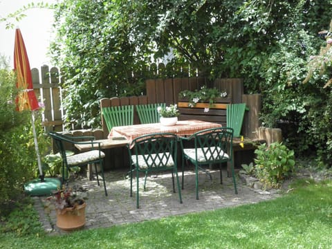 Patio, Spring, Summer