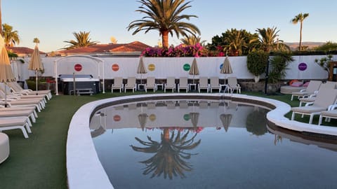 Pool view, Swimming pool