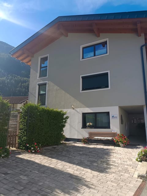 Property building, Day