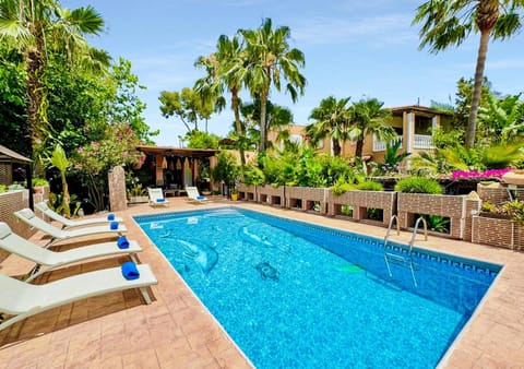 Pool view, Swimming pool