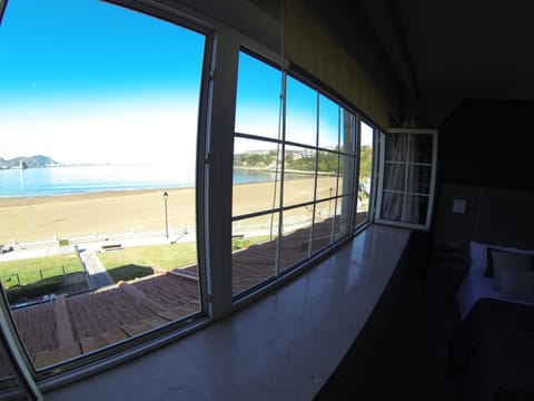 Bedroom, On site, Sea view