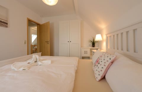 Ferienwohnung Seestern für 6 Personen mit Kamin & Terrasse Appartement in Boltenhagen