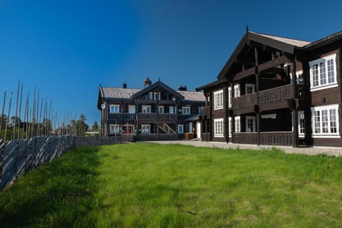 Property building, Facade/entrance, Summer