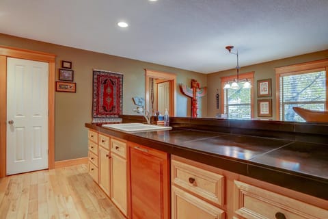 Wanderlust House in Hood River