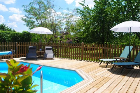 Balcony/Terrace, Pool view, Swimming pool, Swimming pool